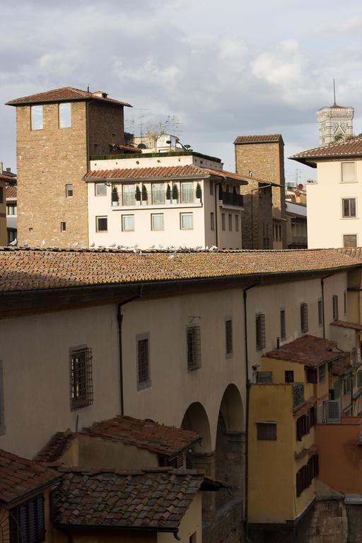 Ponte Vecchio 3 bedroom apartment Florencia Habitación foto